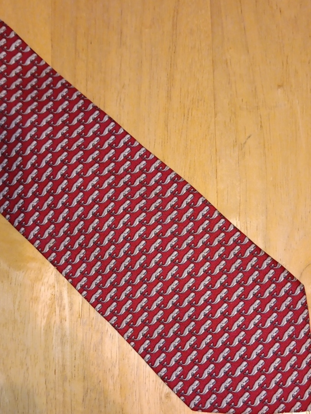 Brooks Brothers BASICS Red *PRINT* Tie with Silver Whale Motif